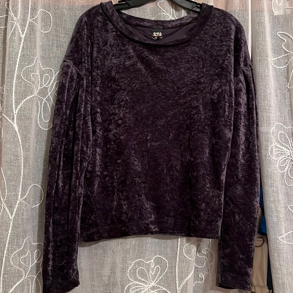 We The Free purple gray crushed velvet top like new size XS